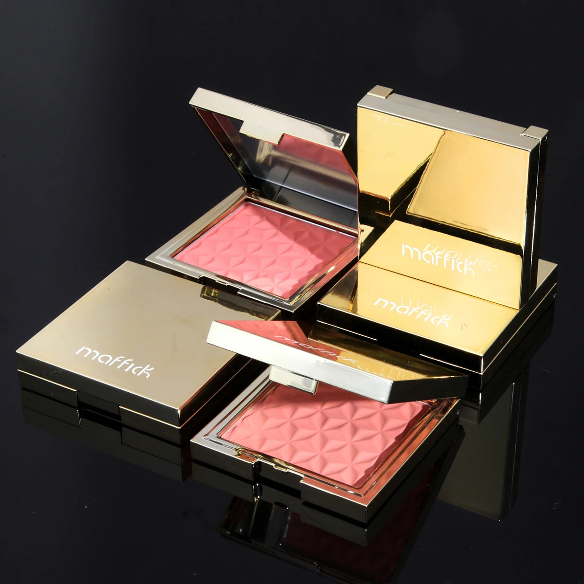 Blusher nude