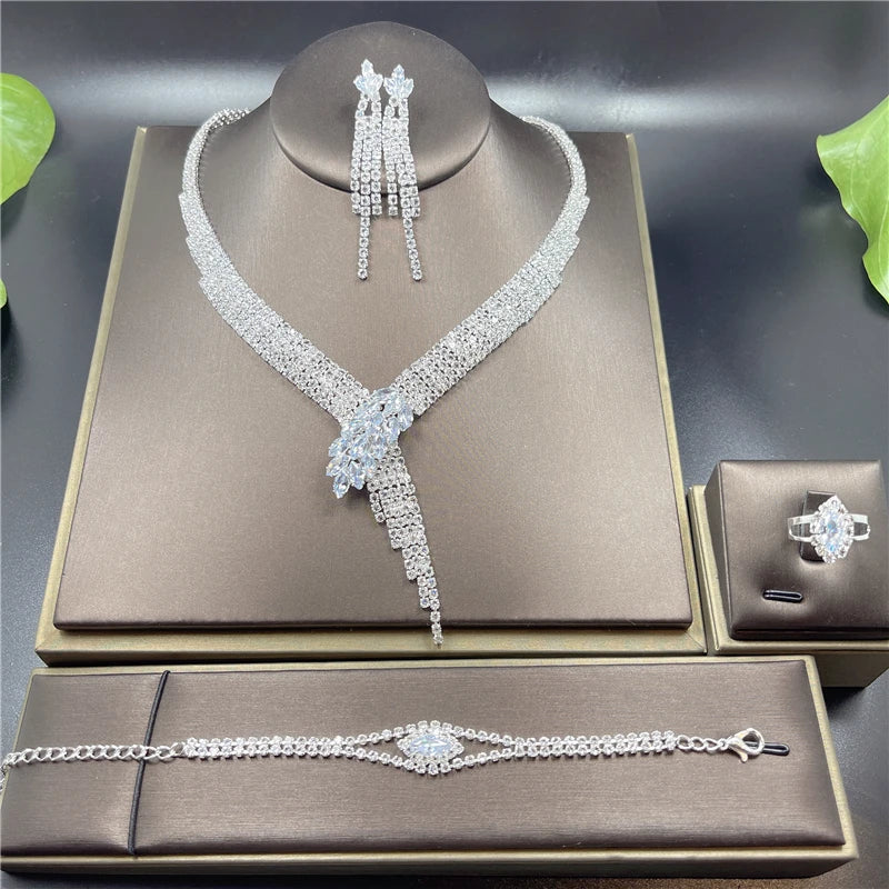 Necklace/Earrings