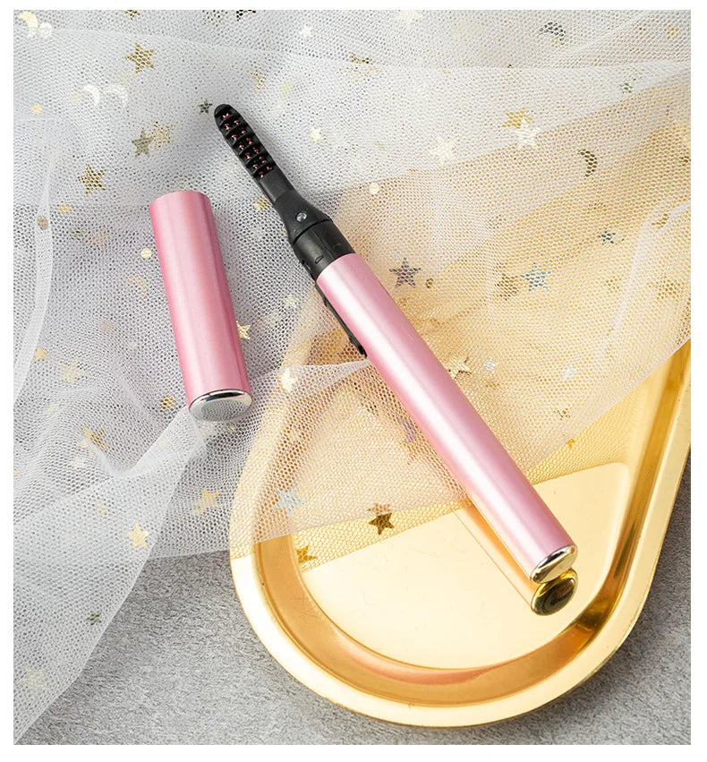 EYELASH CURLER