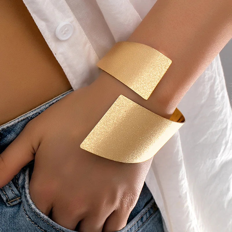 A Ring Bracelet Set