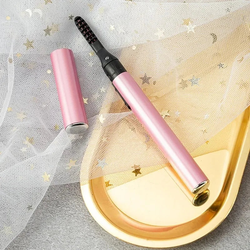 EYELASH CURLER