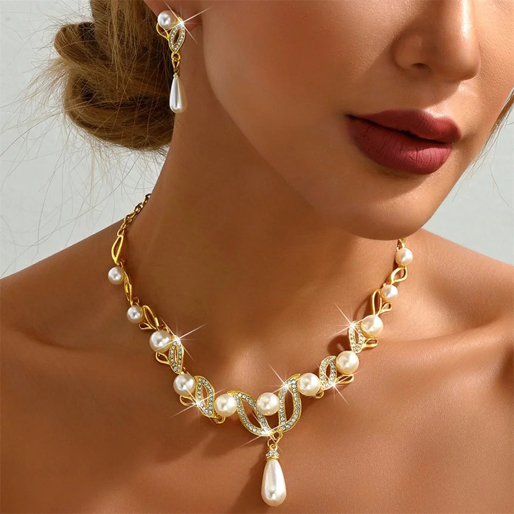 Necklace Earrings