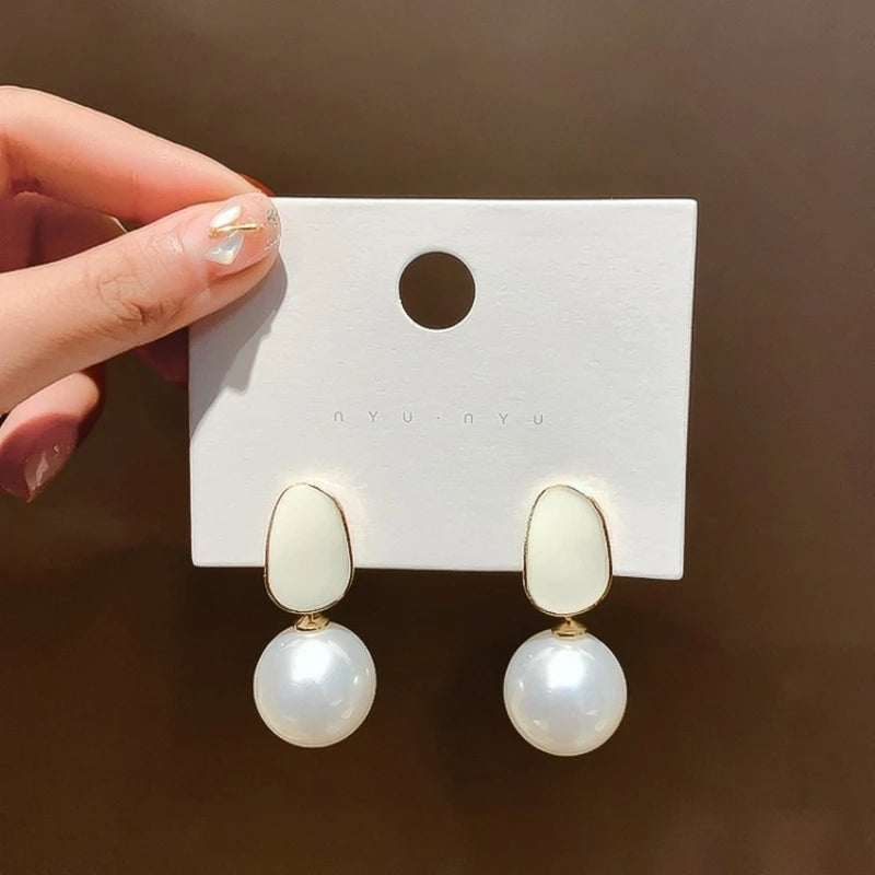 drop earrings
