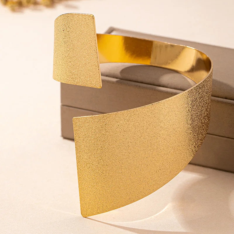 A Ring Bracelet Set