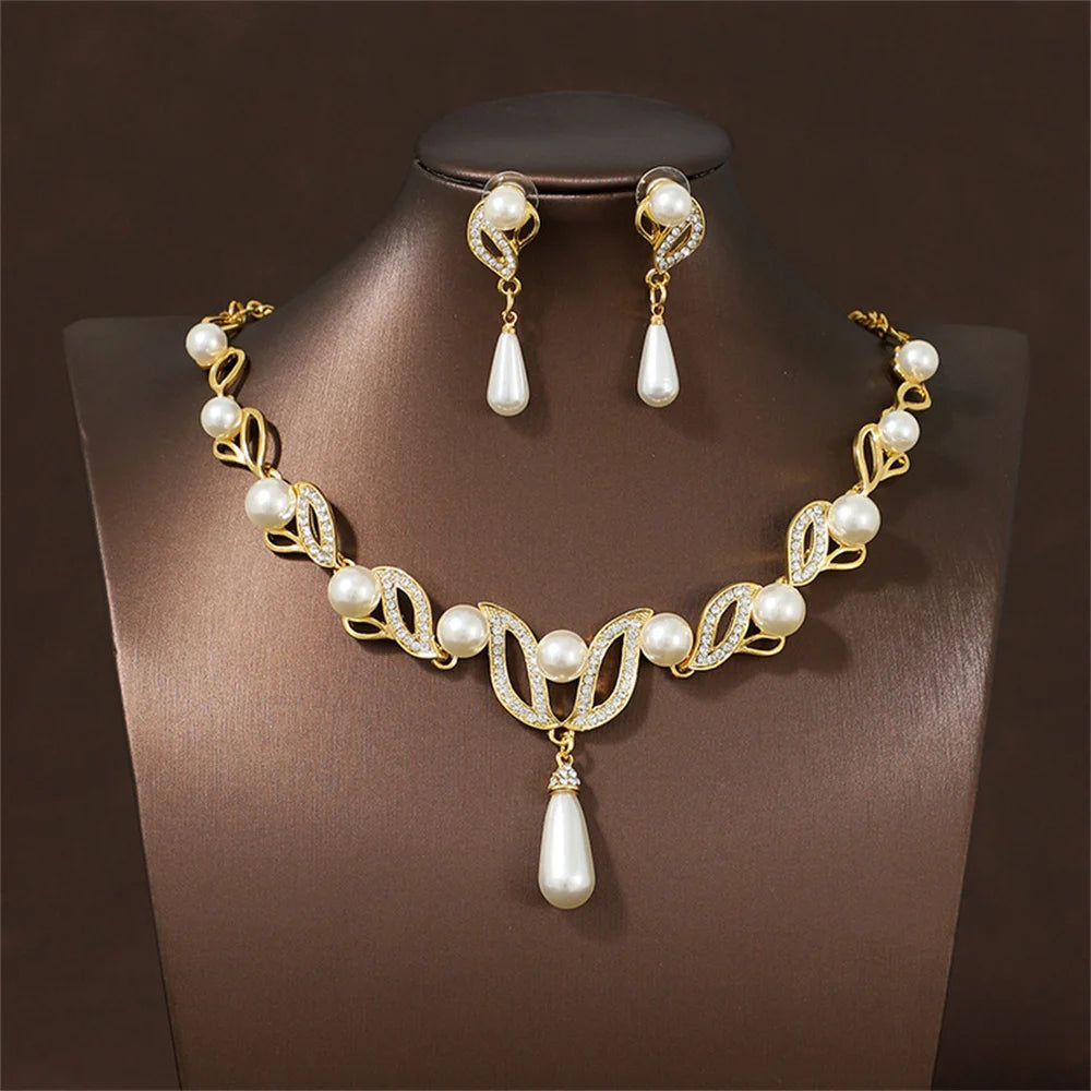 Necklace Earrings
